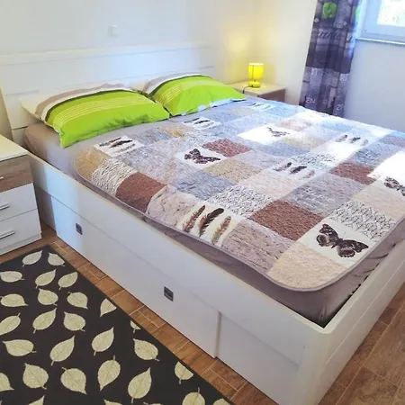 Apartmán By The Sea Vantacici, Krk - 19260 Malinska